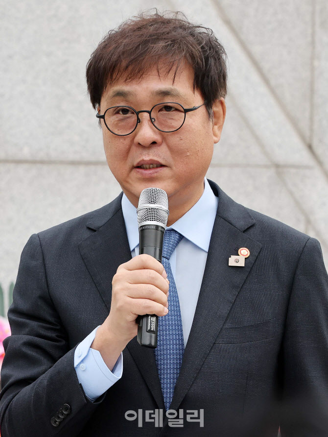 [포토]인사말하는 최휘영 문화체육관광부 장관