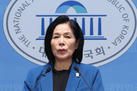 최민희 “윤석열, 이완규 직권남용 고발” 방통위원 내정자 사건 종지부