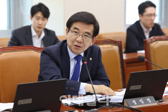 "尹정부, 12·3 내란 이후 공공기관에 104명 알박기 인사"