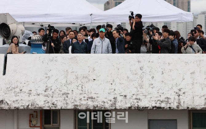 [포토] 은마아파트 재건축 단지 현장점검