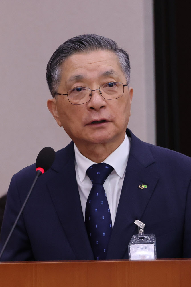 이한준 LH 사장 “임대 늘리고 공공시행 하려면 재정지원 필수”