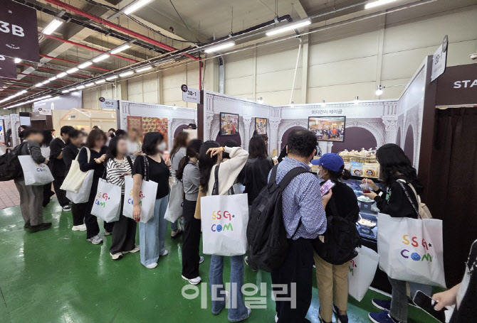 “박물관처럼 옮겨왔네” 쓱 ‘미지엄’…정용진式 커머스 혁신 시동[르포]