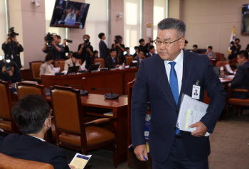 감사원 "TF서 증거조작 확인중"…野 "尹정부 감사 뒤집기 의구심"