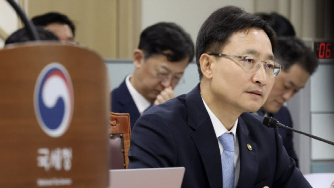 임광현, 盧비자금·김건희뇌물에 “법대로 처리”(종합)
