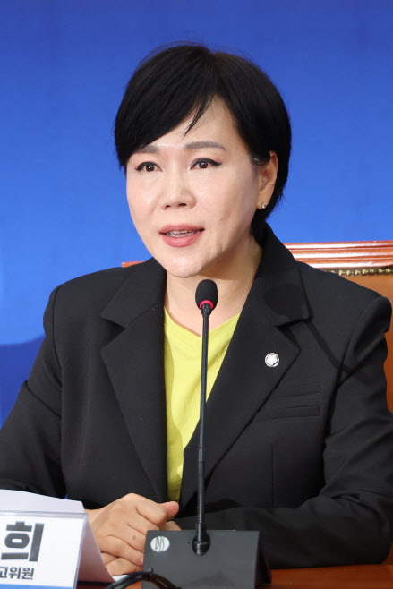 與 '캄 사태'에 "군사적 조치 배제 안돼…ODA 중단 검토해야"