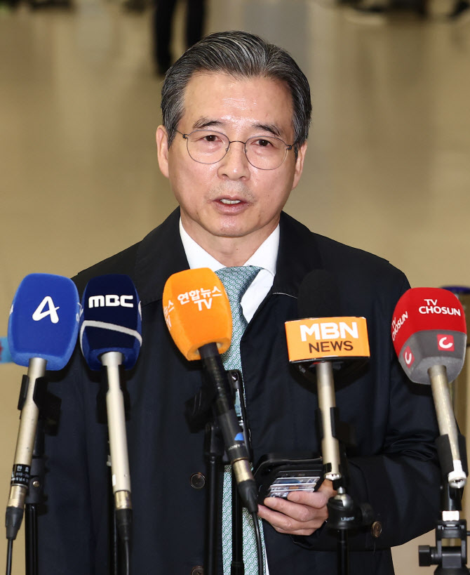 [속보]김용범 “한미 관세협상, 대부분 쟁점서 실질적인 진전 있었다”