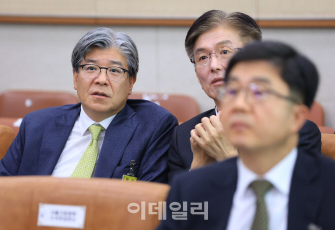 [포토]김재호 춘천지방법원장, '법사위 국정감사 출석'