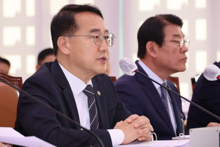 “숲에 방치된 간벌목, 산불 확산의 주범”