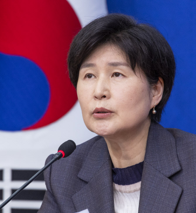 與백혜련 "사법개혁안 정기국회내 충분히 처리 가능"