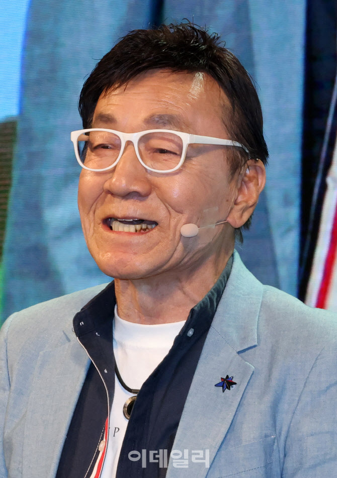 [포토]제14회 이데일리 W페스타-김영만 종이문화재단 평생교육원장
