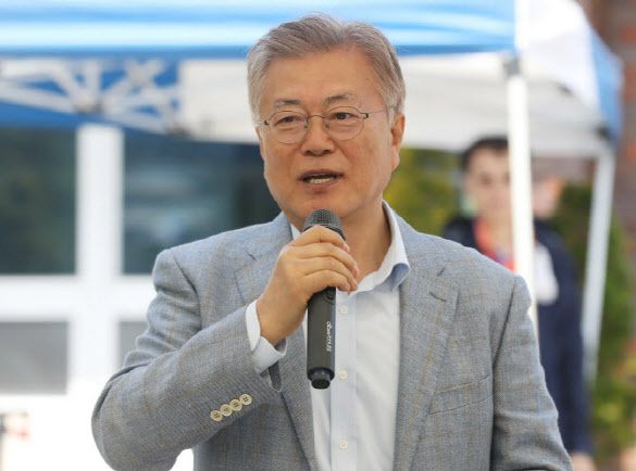 검사 출신 민주당 의원들 "文 전 대통령 수사는 검찰권 남용"