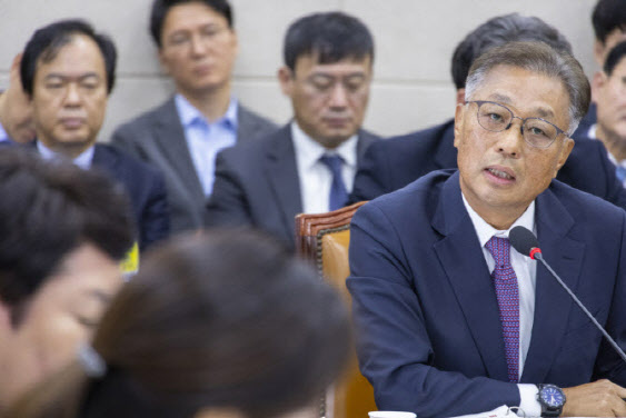 '허위진단 의사' 심평원 위원 직위해제