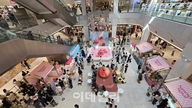 타임빌라스 수원, 오픈 1년만에 매출·MZ고객 다 잡았다