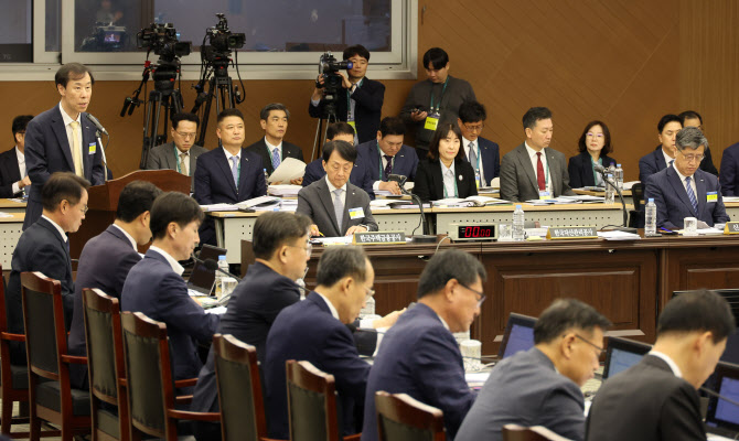 '새도약기금' 채무조정, 개인의 도박·투자 빚 못 가려낸다