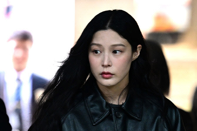 "조민, 표창장 진짜라면 어떻게 되나?" 부산대 답변은