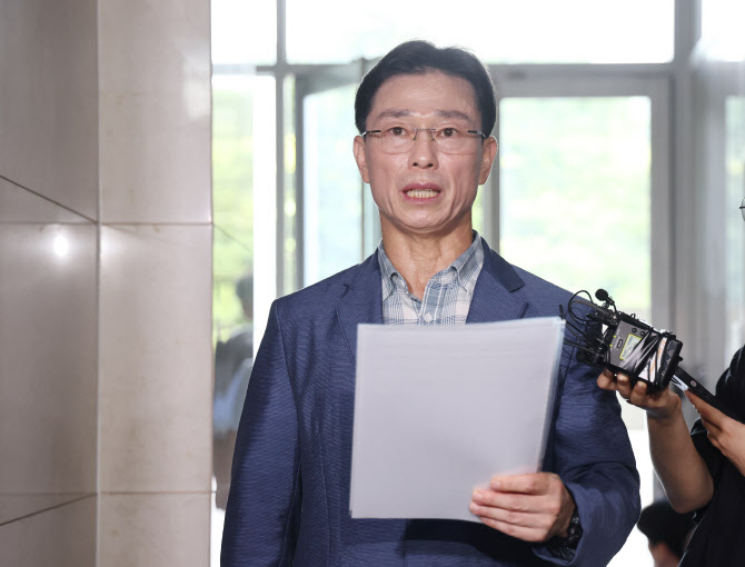 [속보]‘순직해병 사건’ 임성근 구속…法 “증거인멸 염려”