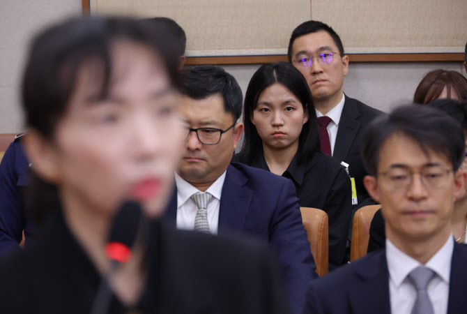 ‘관봉권 띠지 분실’ 수사관 사직 의사 보도에…남부지검 “사실 아냐”