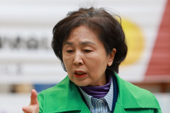 김건희 재판 증인 출석한 김영선…"특검, 법치주의 반해"