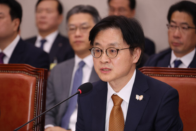 산업장관 “동해광구 BP 우선협상 확정 아냐…사전유출 경위조사”