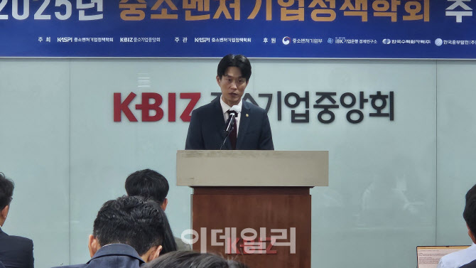 노용석 중기차관 “중소기업 세계무대 도약 뒷받침할 것”