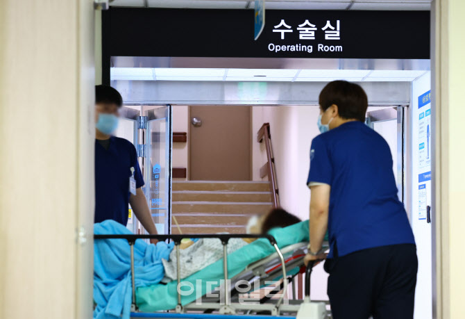 정부, ‘의료사고 배상보험료 지원’ 추진…필수의료 안전망 강화