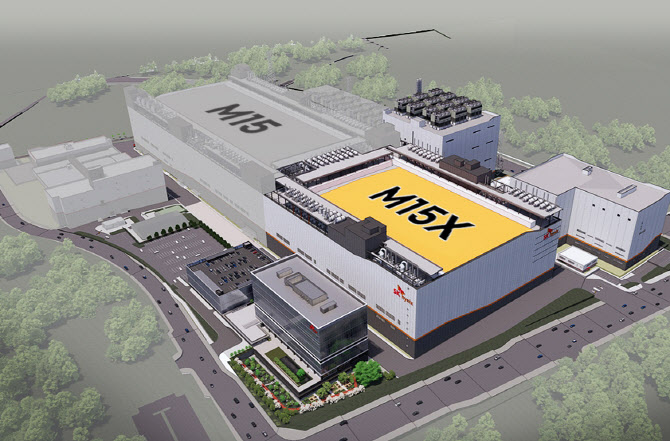SK하이닉스, M15X에 장비 첫 반입…차세대 HBM 순항