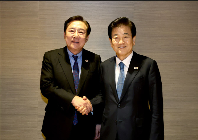 정동영-개성기업협회장 만났다…남북 경협 재개 촉구
