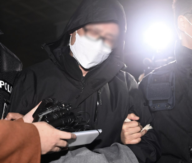 "아디오스, 잘 가"…죽은 큰아들 휴대전화에 남은 '녹음'[그해 오늘]