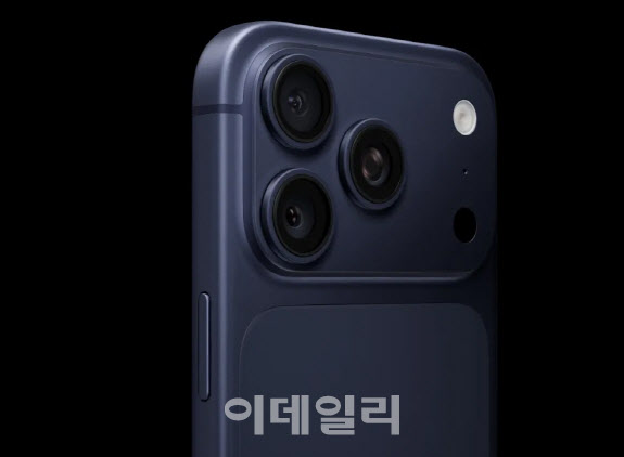 아이폰18 ‘플래토’ 디자인 유지...아이폰17e는 변동[모닝폰]