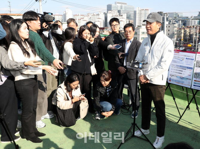 [포토] 가리봉2구역 재개발 지원방향 설명하는 오세훈 시장