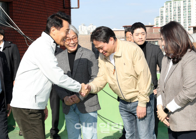 [포토] 오세훈, 가리봉2구역 재개발 현장 방문