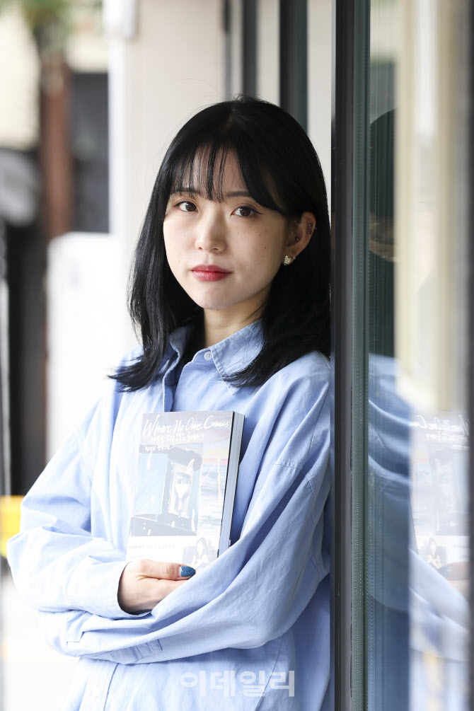 "사랑해서 해칠 수 없는…쓸쓸한 좀비 그렸어요"