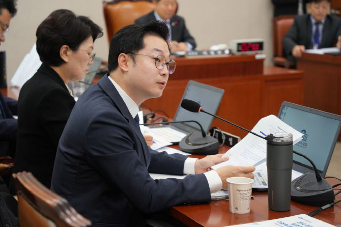 AI 학습 저작권 문제 해법 ‘TDM 면책조항’ 도입 논의 본격화