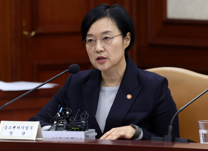 한성숙 “캄보디아 진출 중소기업 85곳…피해사례 접수 없어”