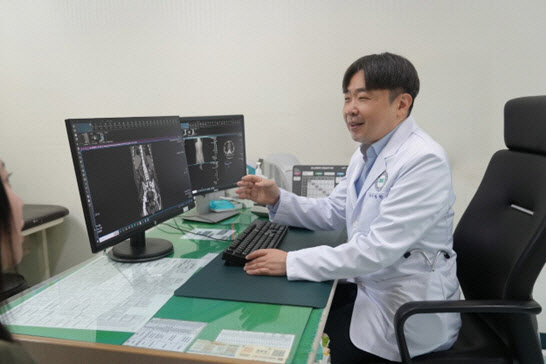 “조용히 망가진다”…증상 없이 퍼지는 콩팥병, 관리법은