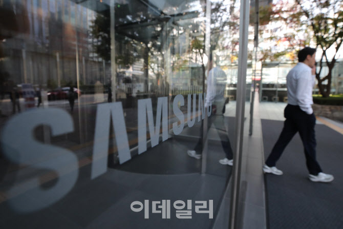 [속보]삼성전자 3Q 반도체 영업익 7조원…매출 33조원