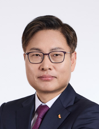 SK그룹 사장단 인사…정재헌 SKT·강동수 SK(주) 사장 승진(종합)