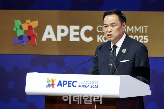 [포토]아누틴 찬위라꾼 태국 총리, 'APEC CEO SUMMIT 특별연설'