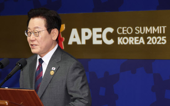 李대통령, APEC 기업인자문위 대화 참석…"민관 협력 강조"