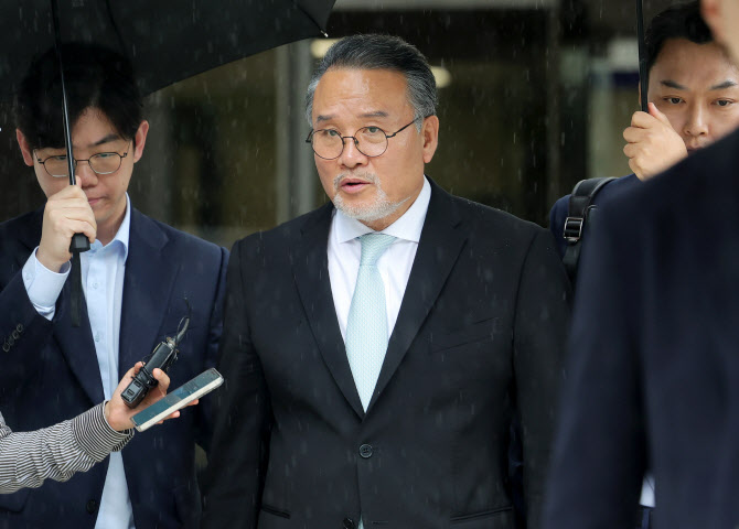 '삼부토건 주가조작' 첫 재판서 전·현직 임원들, 혐의 전면 부인