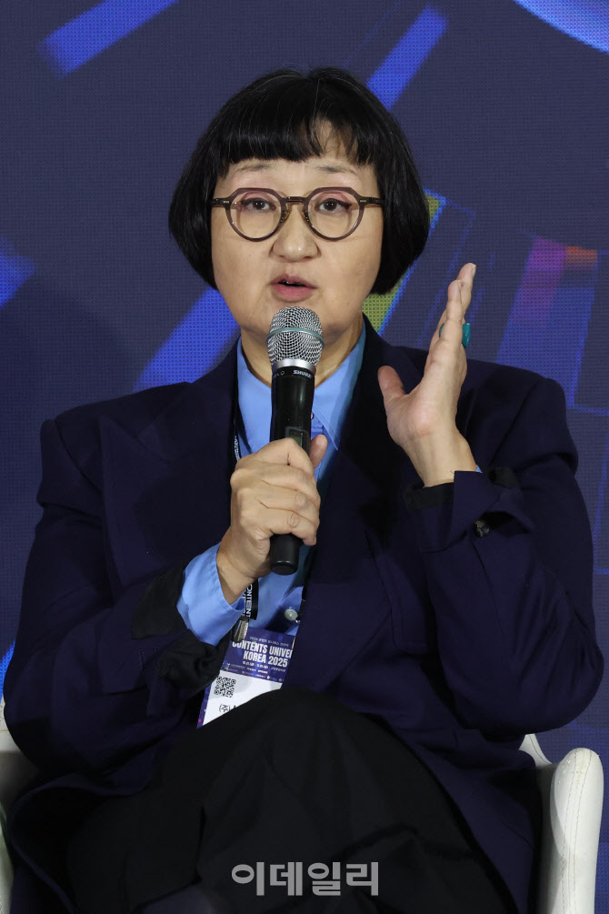 [포토]질문에 답하는 노희영 비앤어스 대표이사