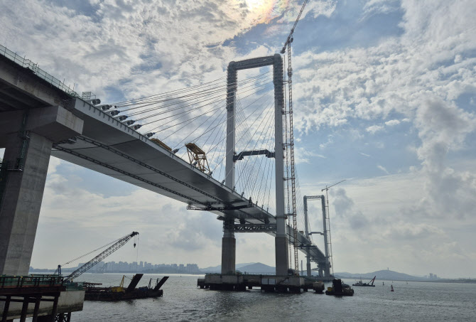 인천 제3연륙교, 세계서 가장 높은 해상교량 전망대 인증