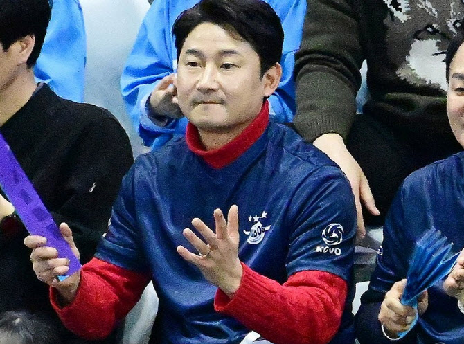 유튜버 이천수 사기 혐의 피소, "빌려준 1억3천 변제 안해"