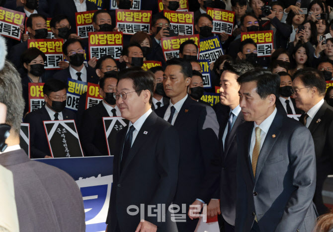 [포토]국회 도착한 이재명 대통령, '국민의힘 침묵시위'