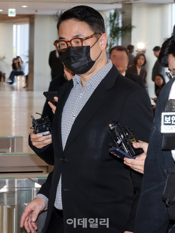 [포토]김건희 오빠 김진우씨, 특검 출석