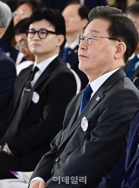 한동훈 "李, 재판재개시 계엄할 수도"…與 "제정신이냐"