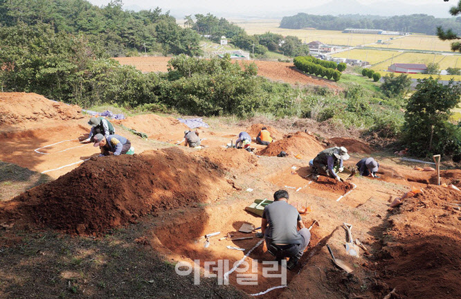 6·25 민간인 집단학살 희생자 3명, 75년 만에 신원 확인