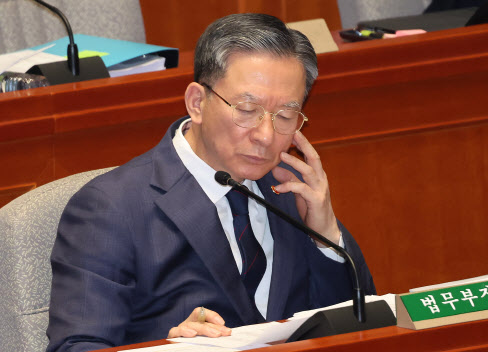 법무장관 "李면소 목적 배임죄 폐지? 전혀 사실과 달라"