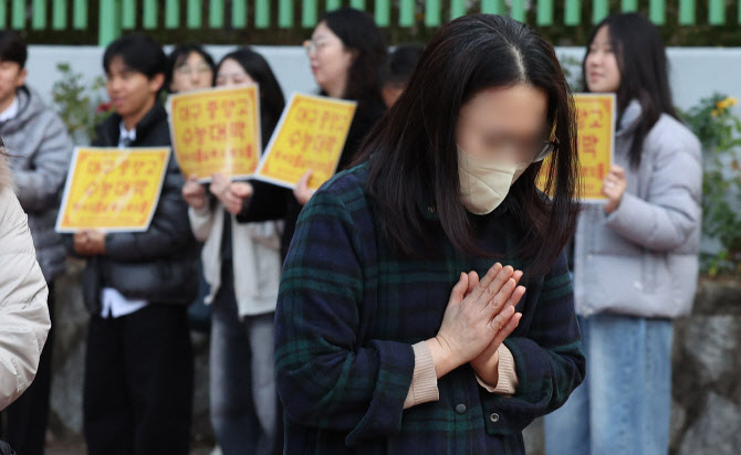 “애타는 부모 108배”…종교계, 수험생 위한 수능 기도