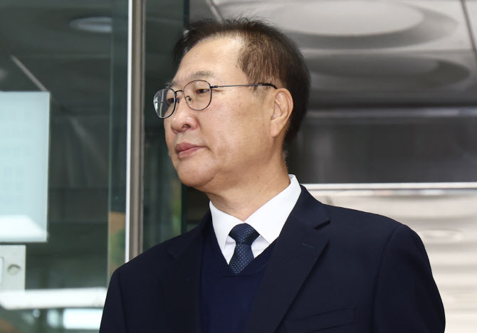 "입장 변화 없다" 박성재 구속심사…이르면 오늘 밤 결과